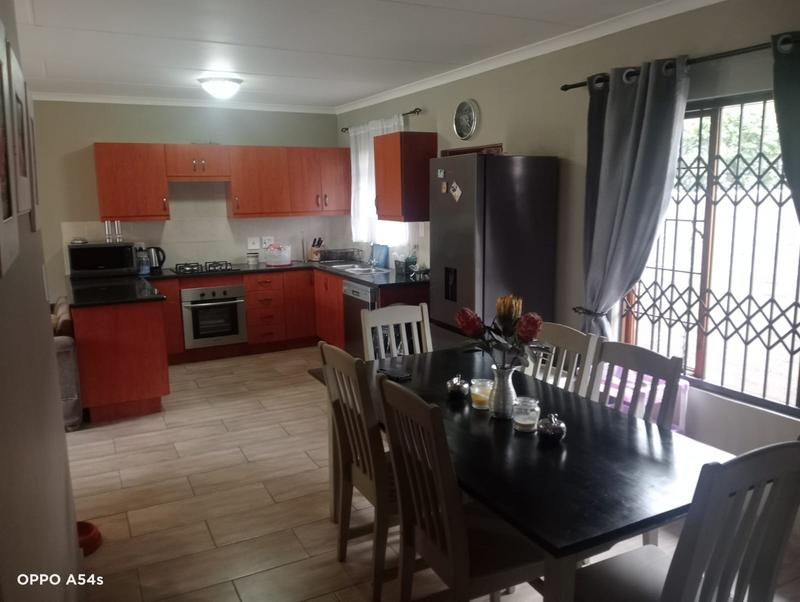 2 Bedroom Property for Sale in Vaalpark Free State